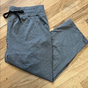 tek gear Women's Gray Heather Capris with Black Drawstring